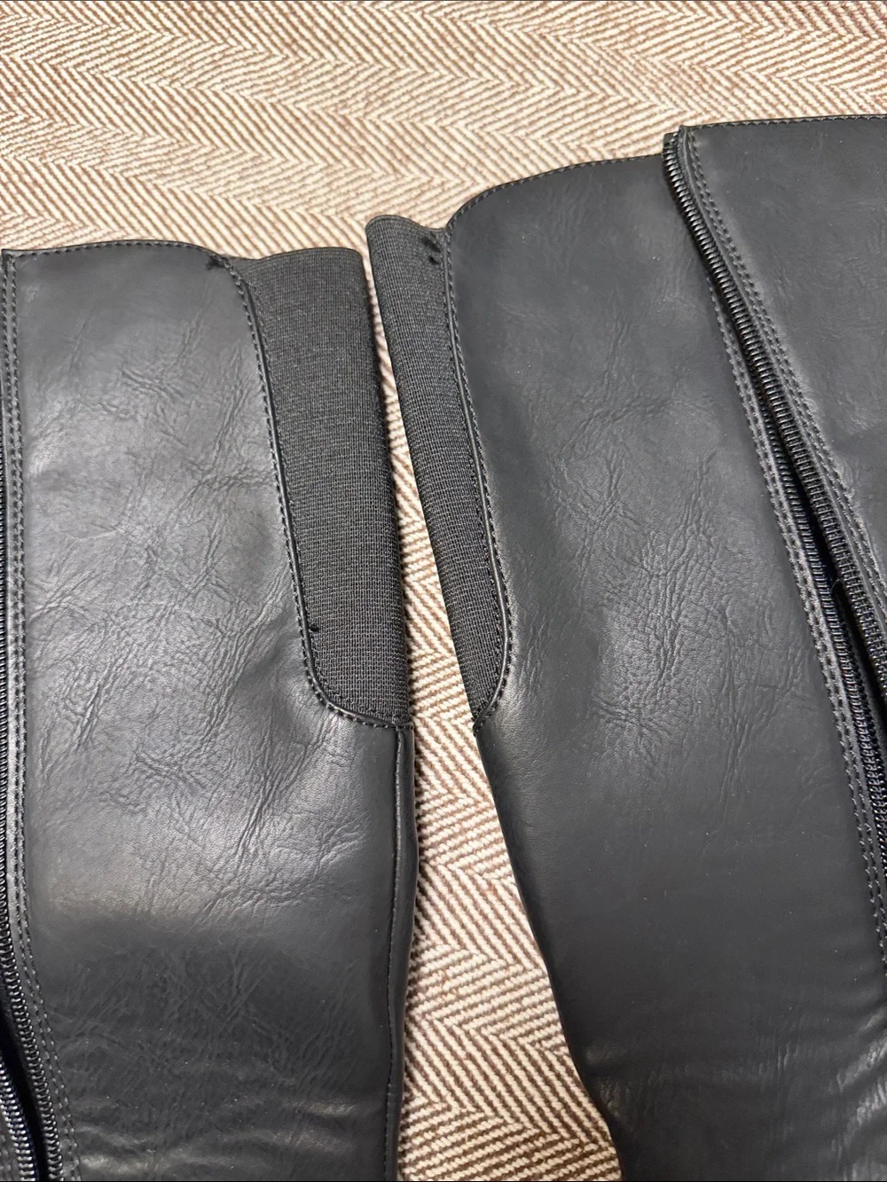 Classic Over-the-Knee Riding Boots in Black